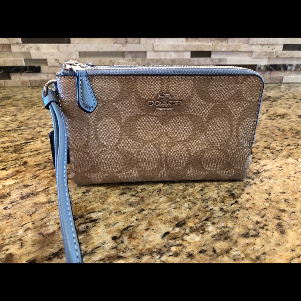 coach double corner zip wristlet